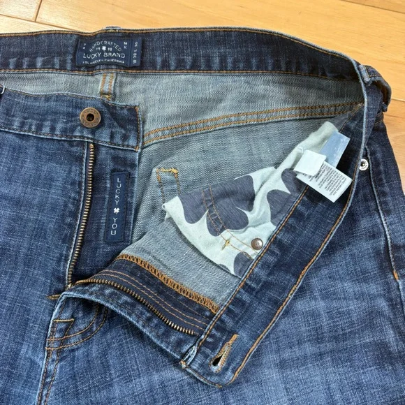 Lucky Brand 221 Original Straight Jeans Mens Sz 38x30 Dark Wash Denim - Picture 7 of 10